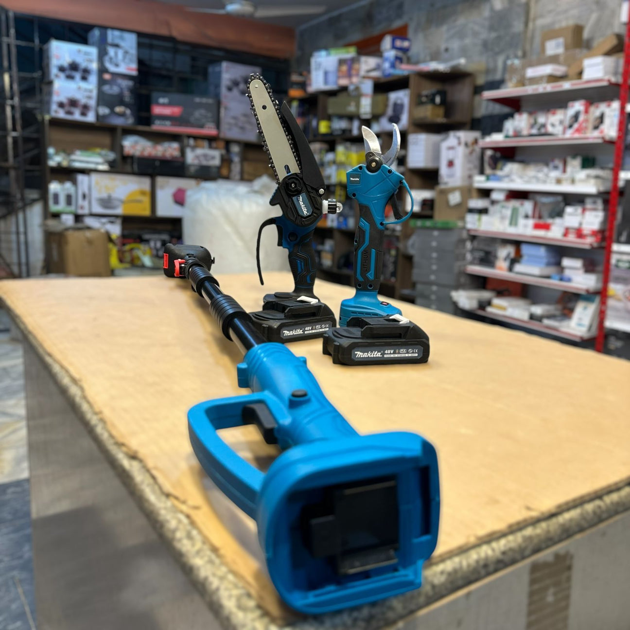 Makita 3 in 1 Cordless Tree Trimmer